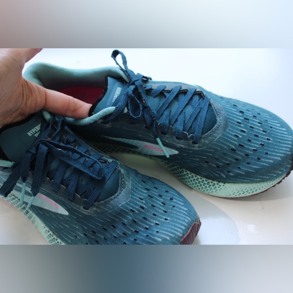 Brooks Hyperion Tempo sneakers - Picture 12 of 14